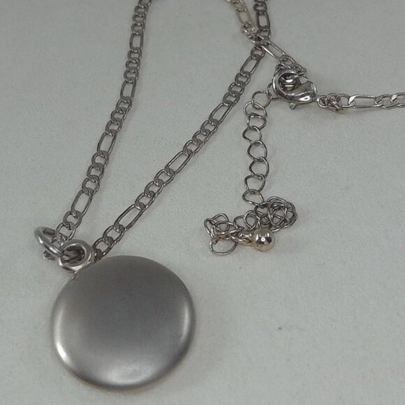 Vintage Givenchy Logo Pendant Necklace – 17" to 20.5" - Picture 3 of 3